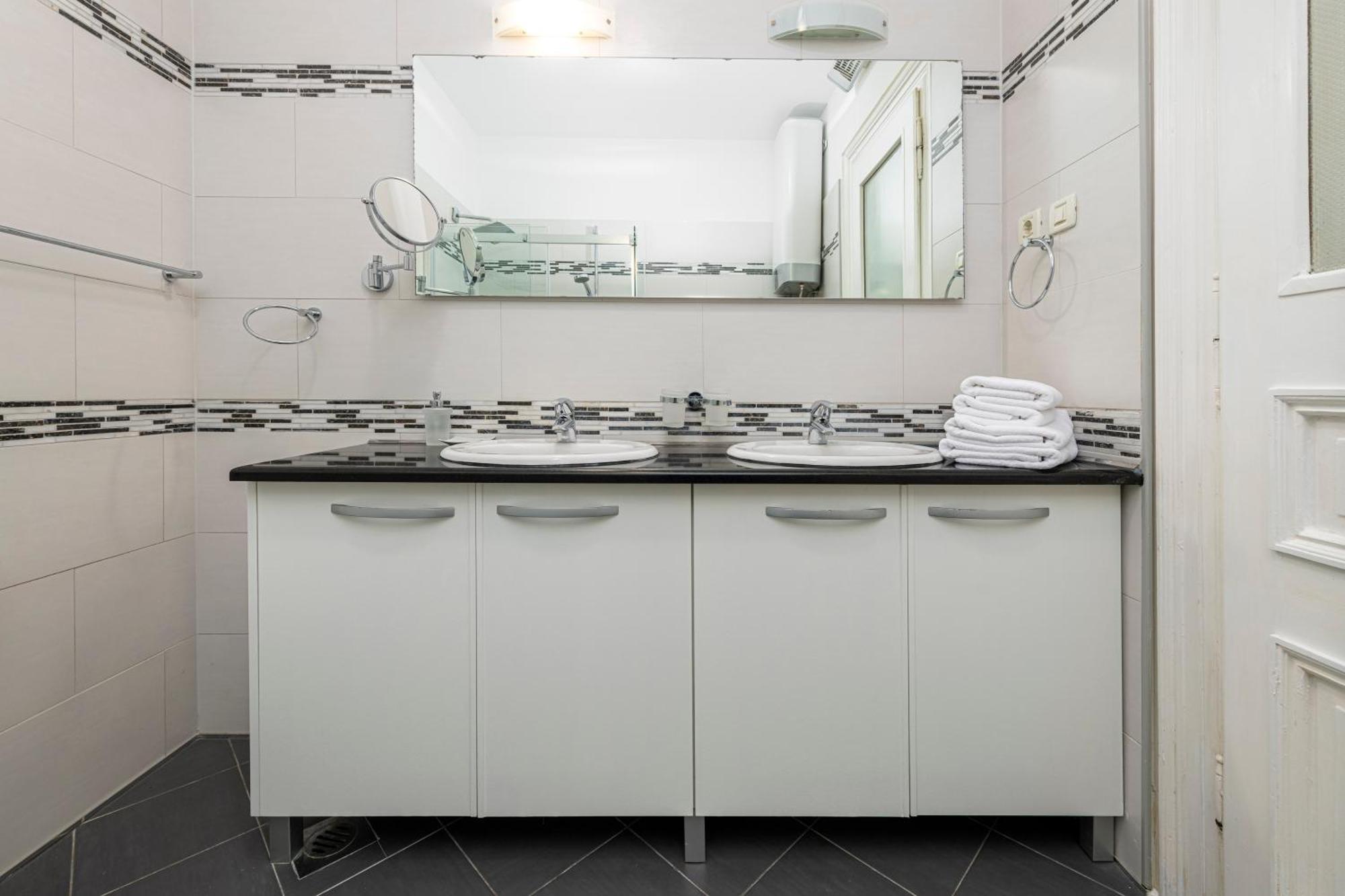 Banje Beach Oasis Apartment 두브로브니크 외부 사진